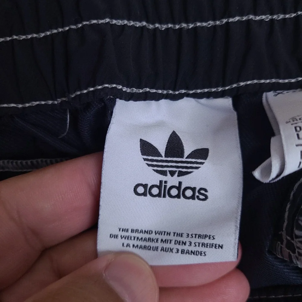 Adidas‎ Shorts Mens Large Cargo Pocket Chino Stretch Comfort Performance Black